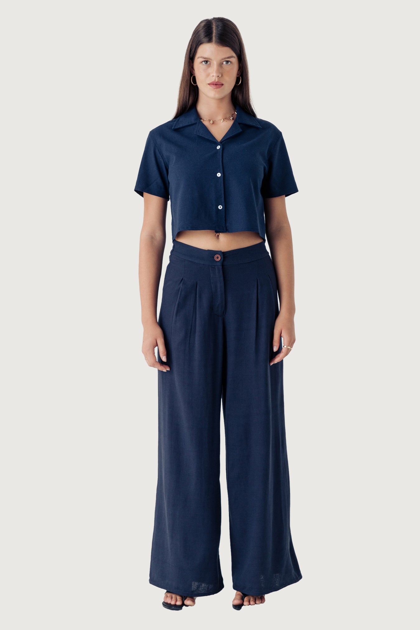Woman’s cropped bowler