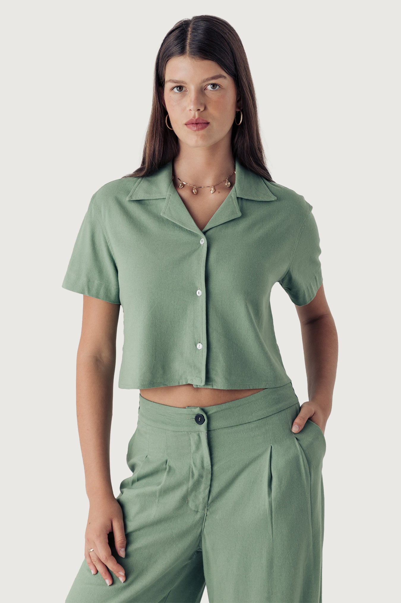 Woman’s cropped bowler