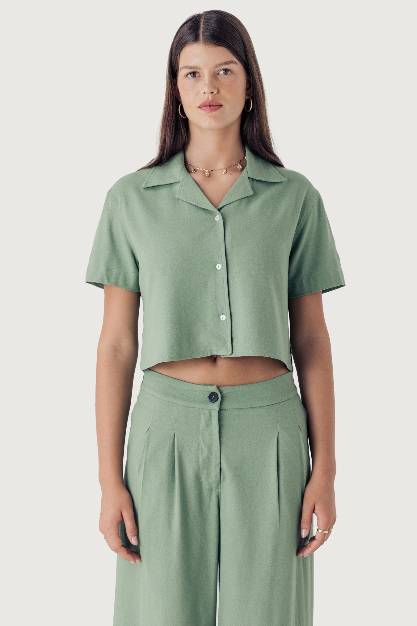 Woman’s cropped bowler