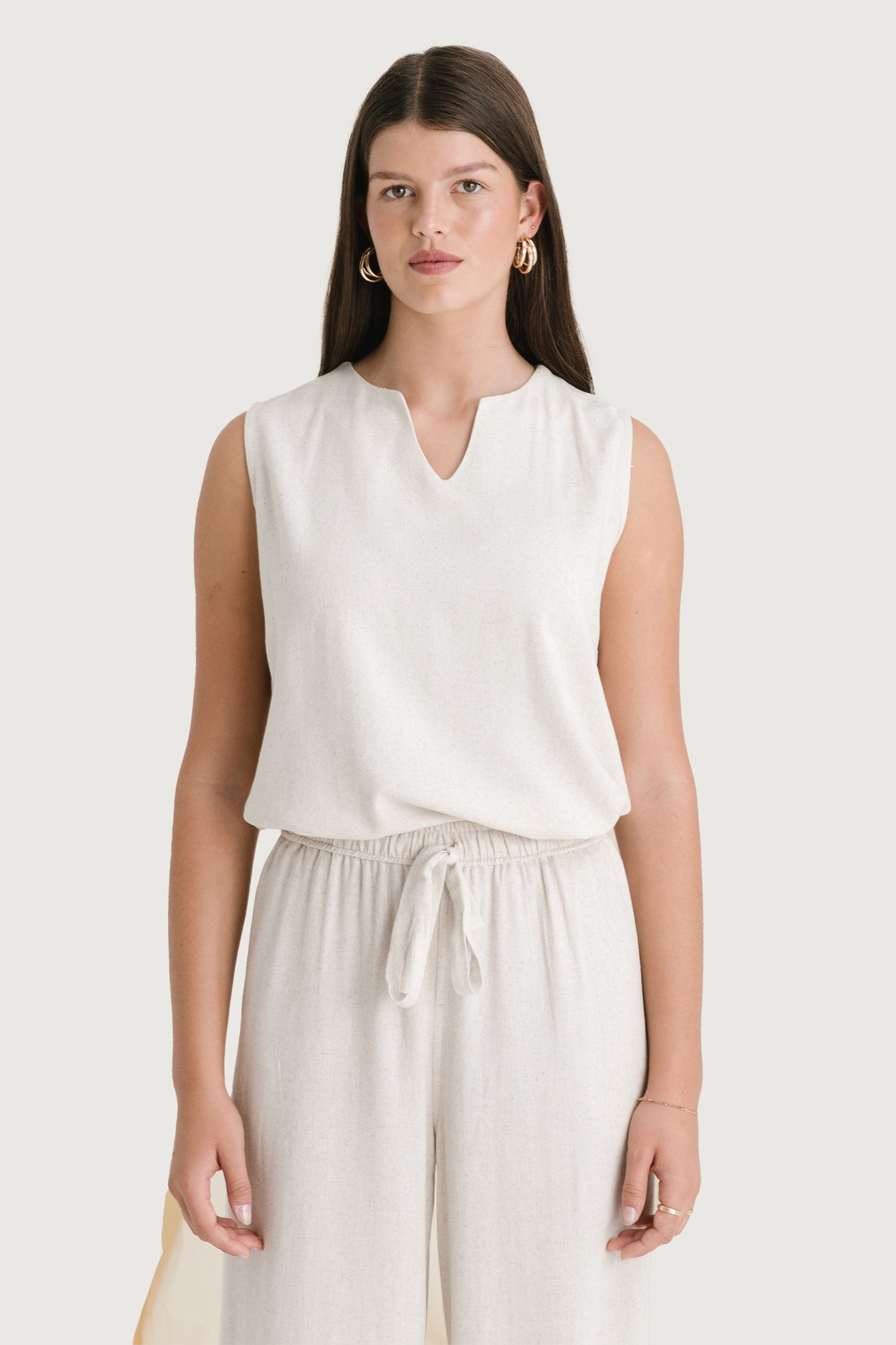 Woman's Sleeveless Top