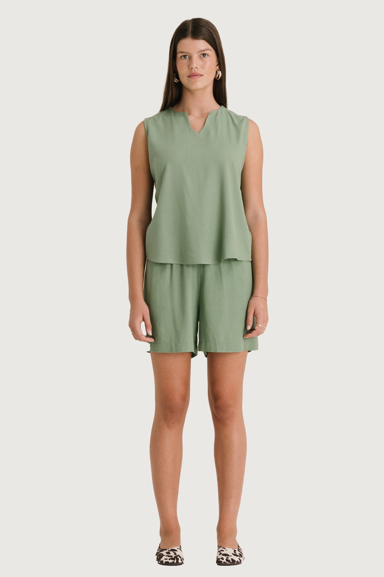 Woman's Sleeveless Top