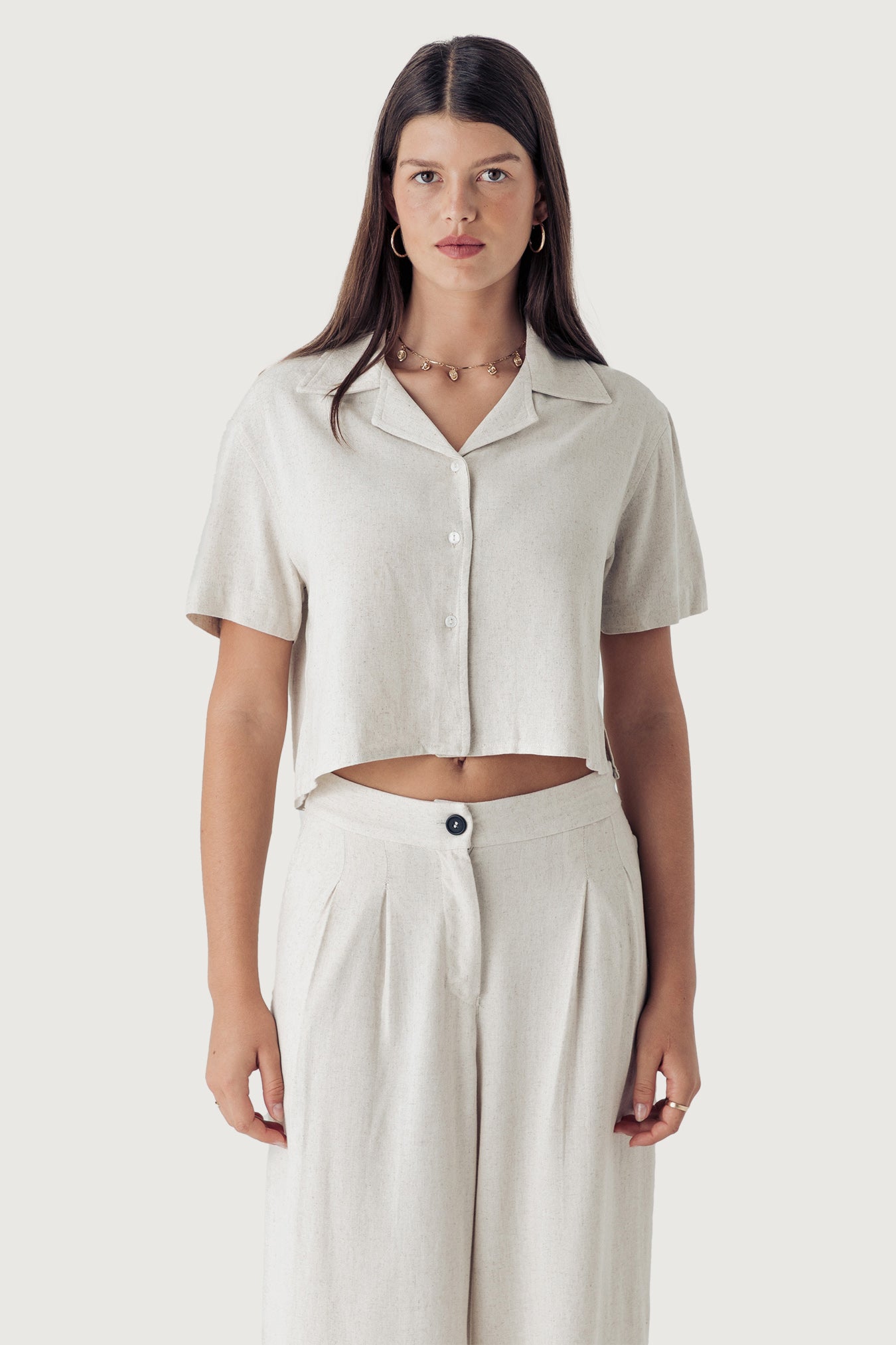 Woman’s pleated slacks