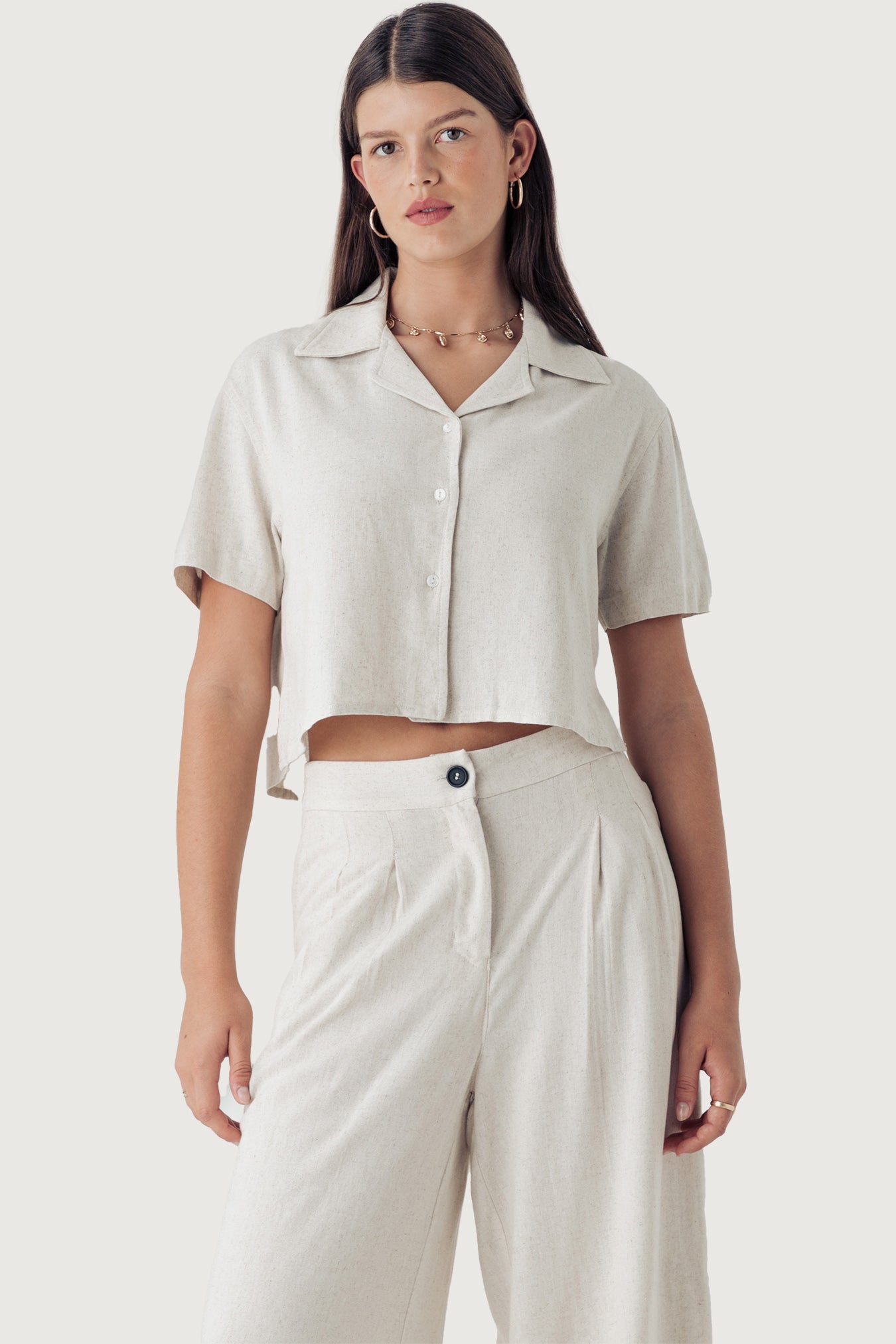 Woman’s pleated slacks