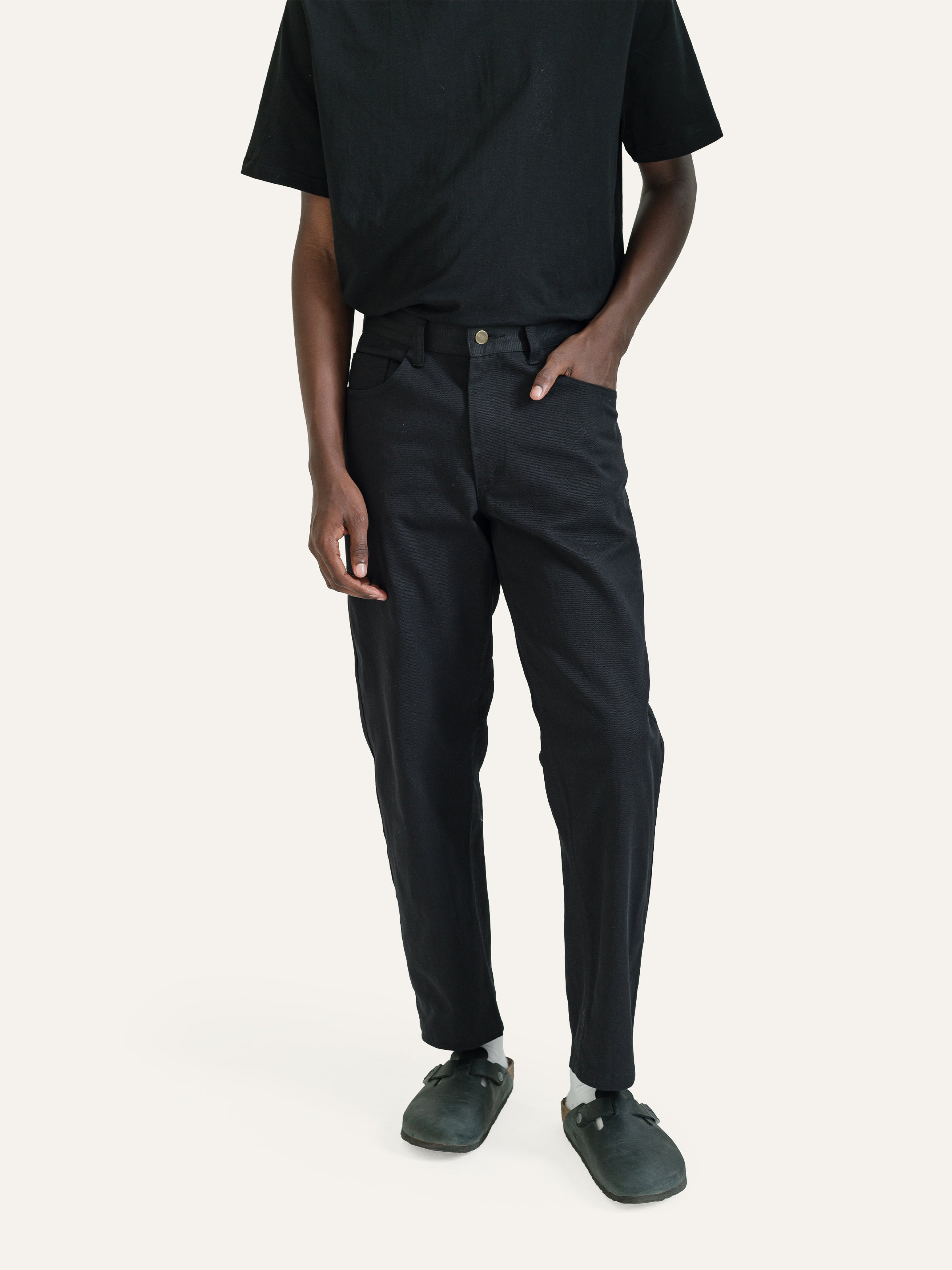 The Tapered Jeans — Black