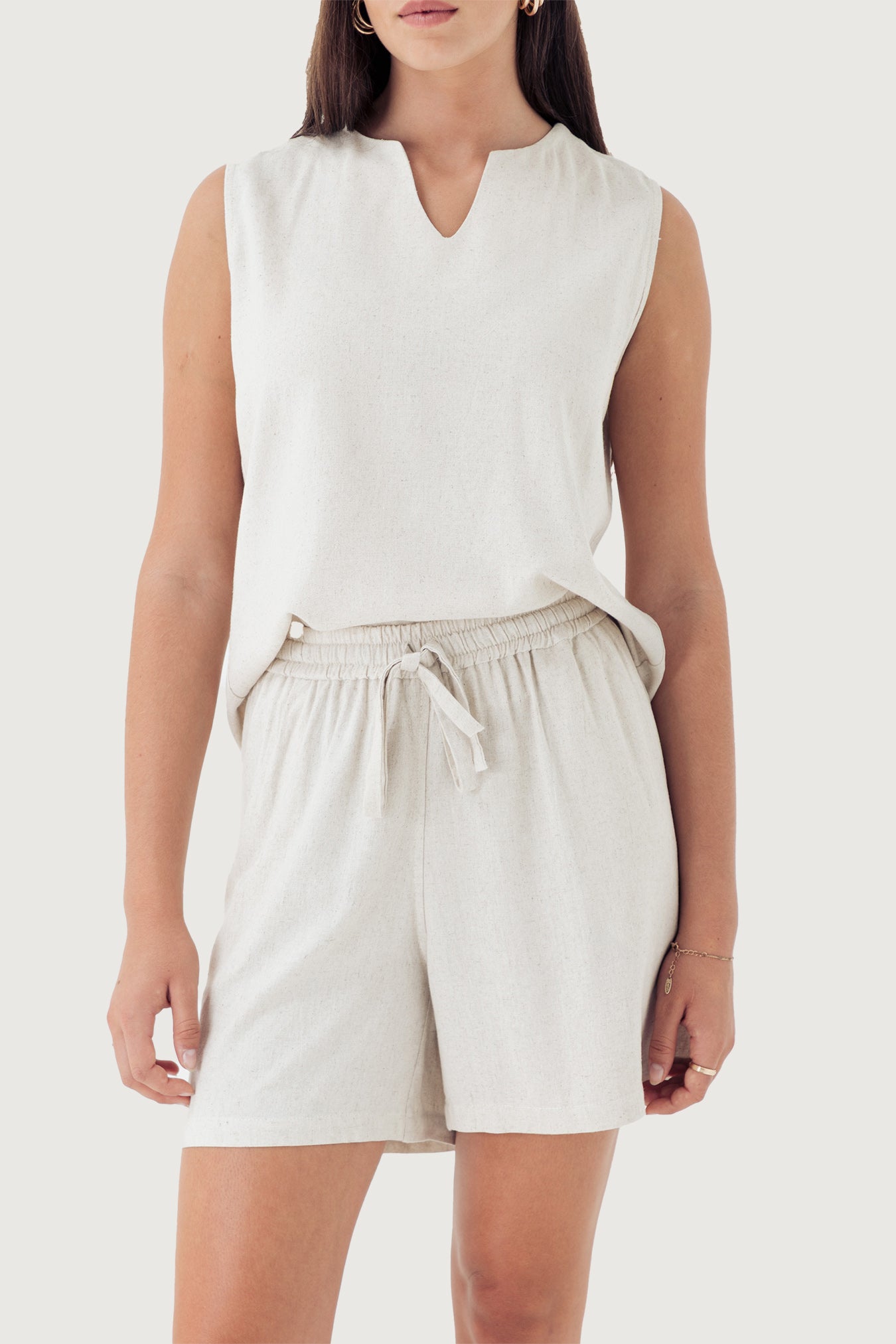 Woman’s drawcord shorts